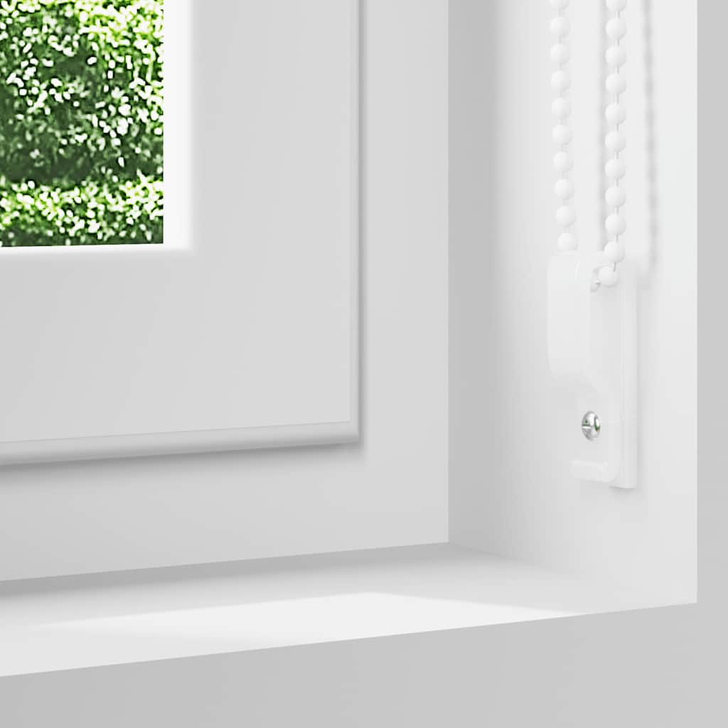 Blackout Roller Blind with Chain, Thermal Backing