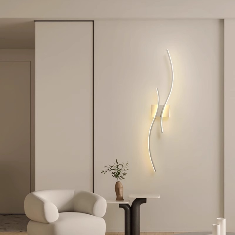Minimalist Long Wall Sconce photo 5