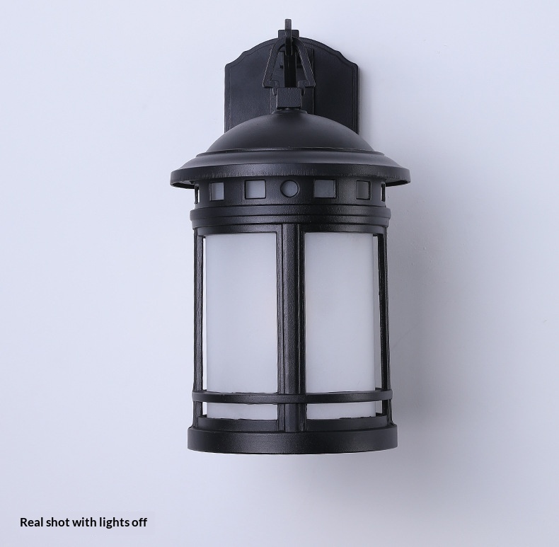 Retro Outdoor Wall Light photo 6