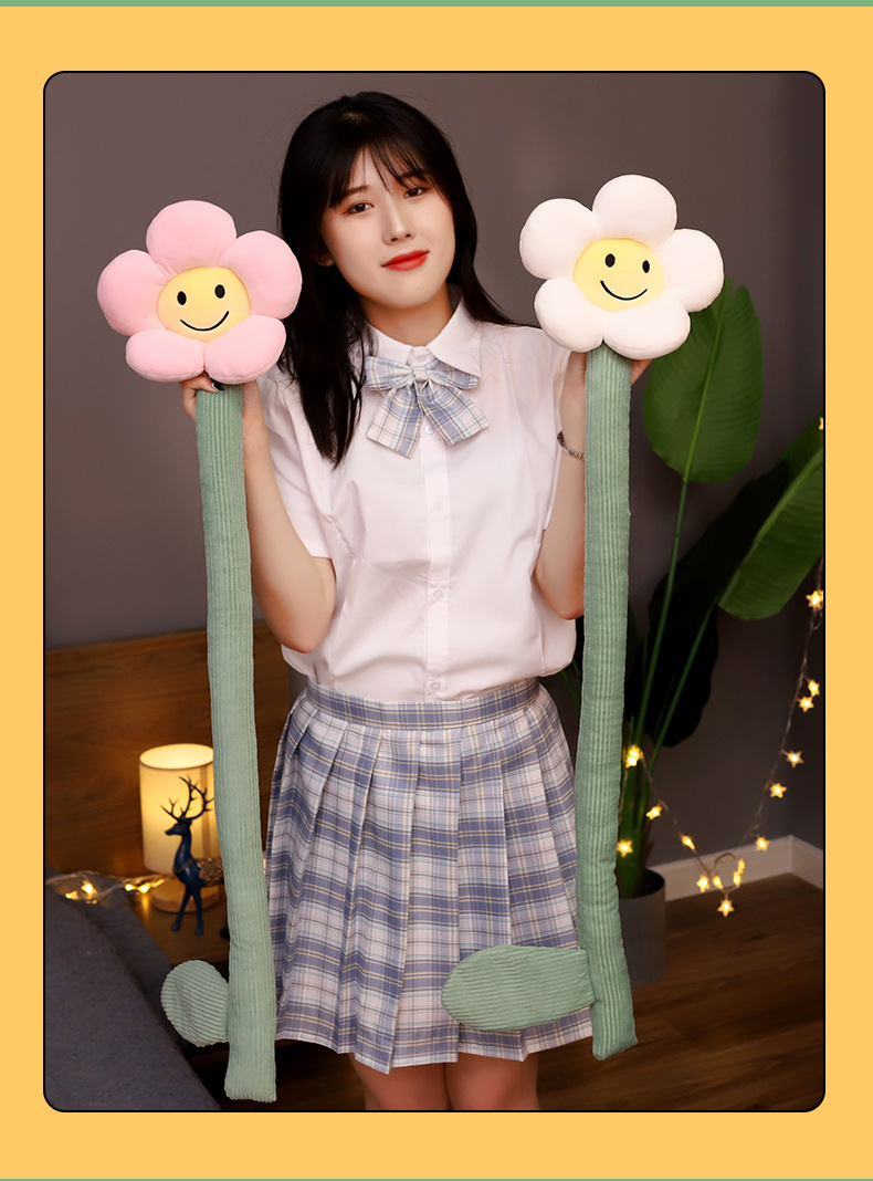 Plush Sunflower Curtain Tieback photo 3